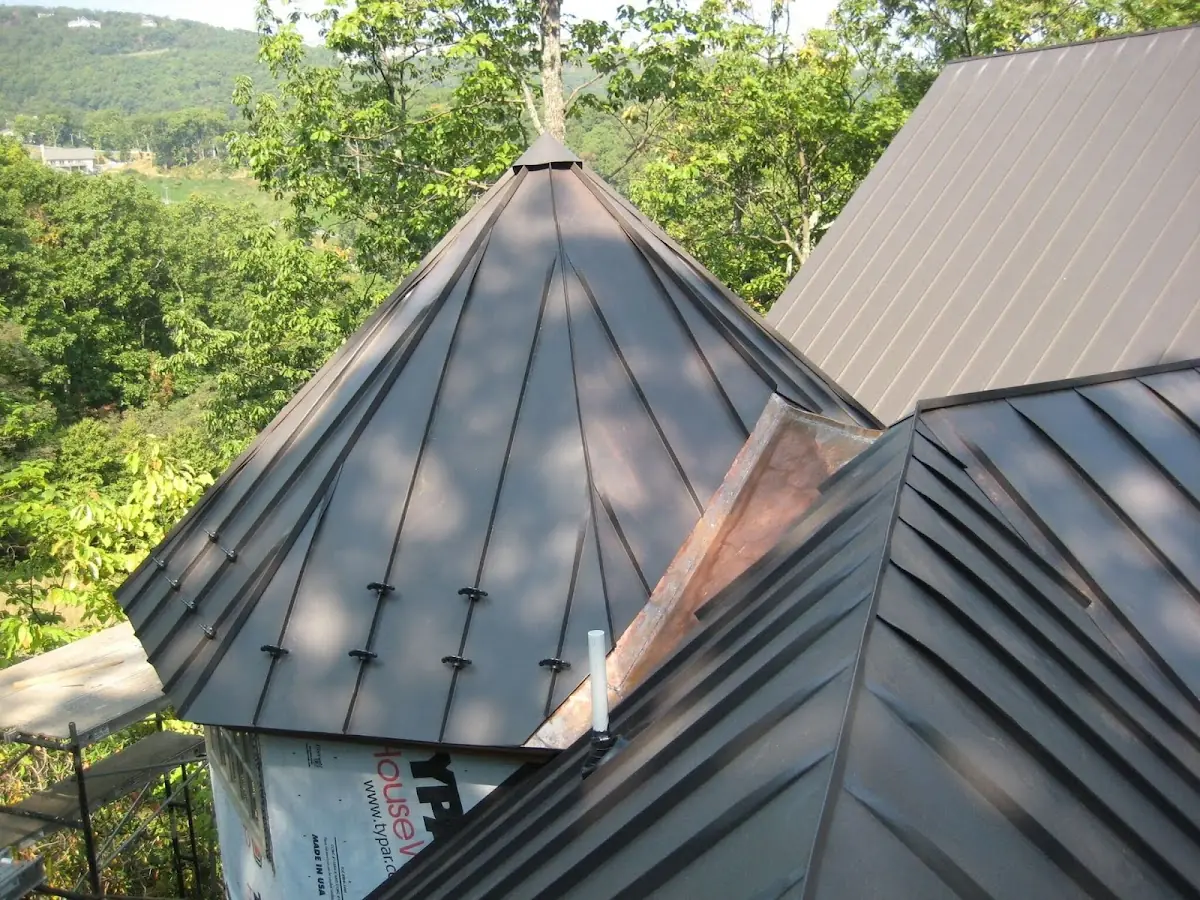 Professional Gutter Cleaning by Craftsman Roofing in Ione